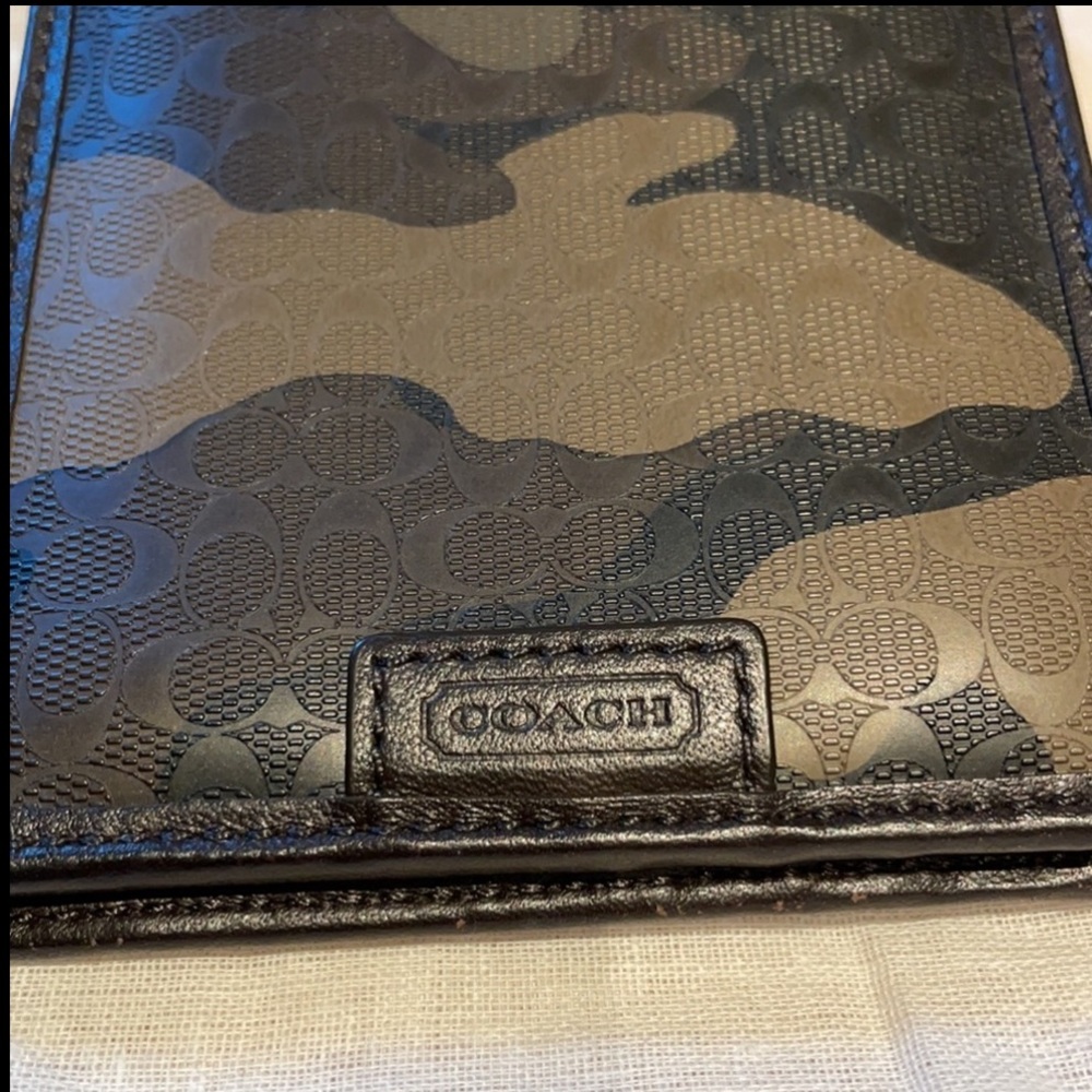 Men’s COACH wallet - Picture 4 of 7